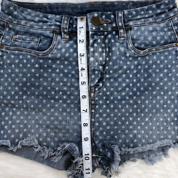 Blank NYC Polka Dots Denim Shorts - Picture 7 of 8